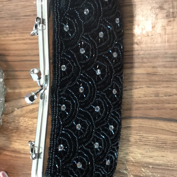 New.  Beaded n rhinestone evening bag - Picture 7 of 7